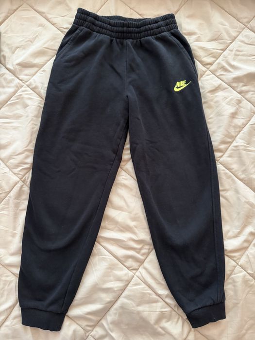 Детско долнище Nike
