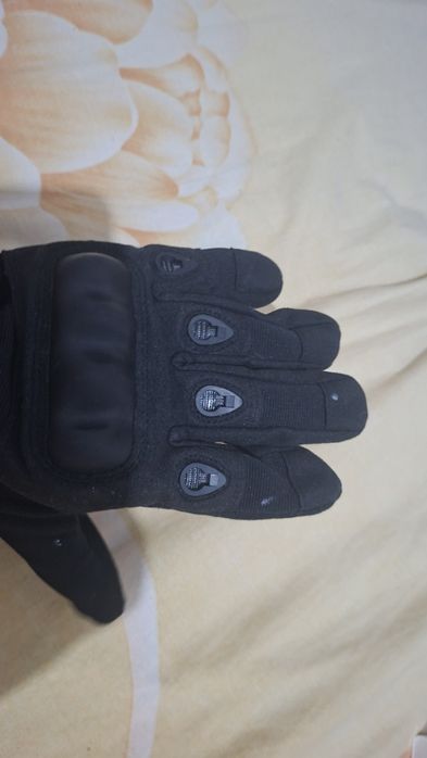 Продам перчатки для велика и мопеда