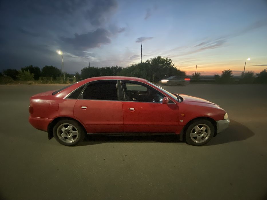 Продам Ауди а4б5 1.8т 1996г