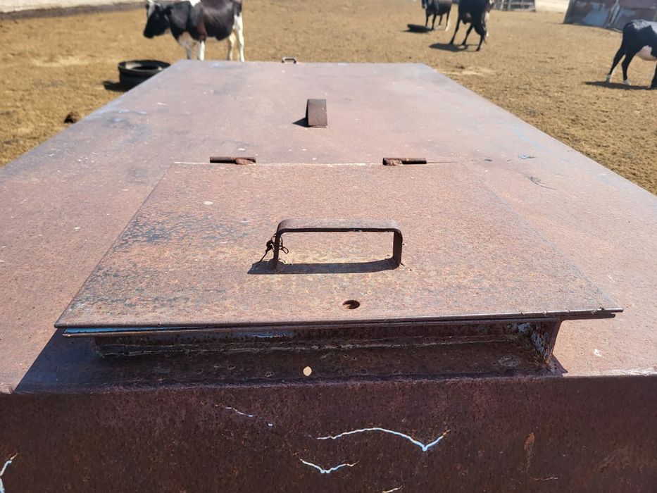 Металлическая ёмкость 4.5 кубов