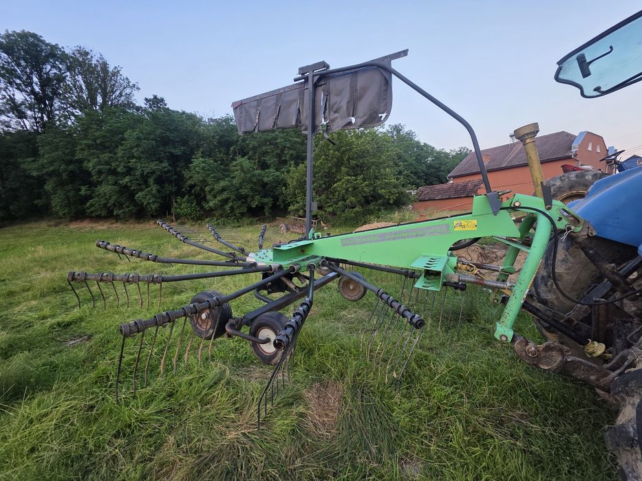 Grebla adunat fan deutz fahr 4621 hidraulica de 4  metri tandem