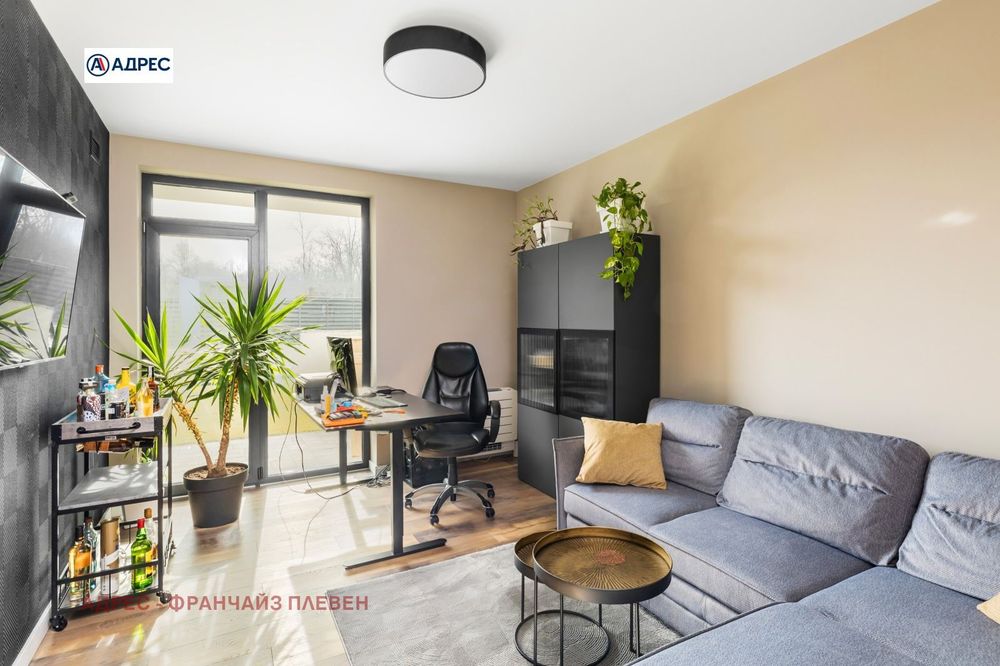 Продава се Къща в Плевен, м-т Плочата - 272 кв.м за 2942 €/кв.м - Снимка #7