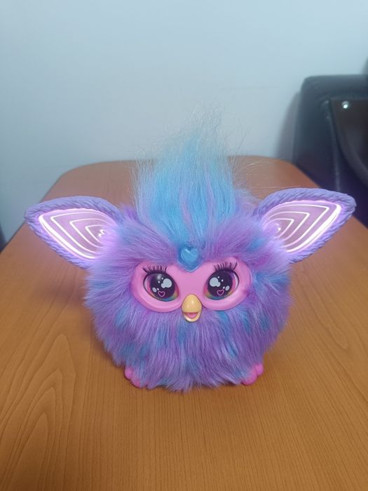 Furby. Furby Interactiv