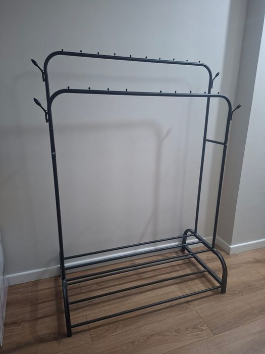Продам двойную вешалку