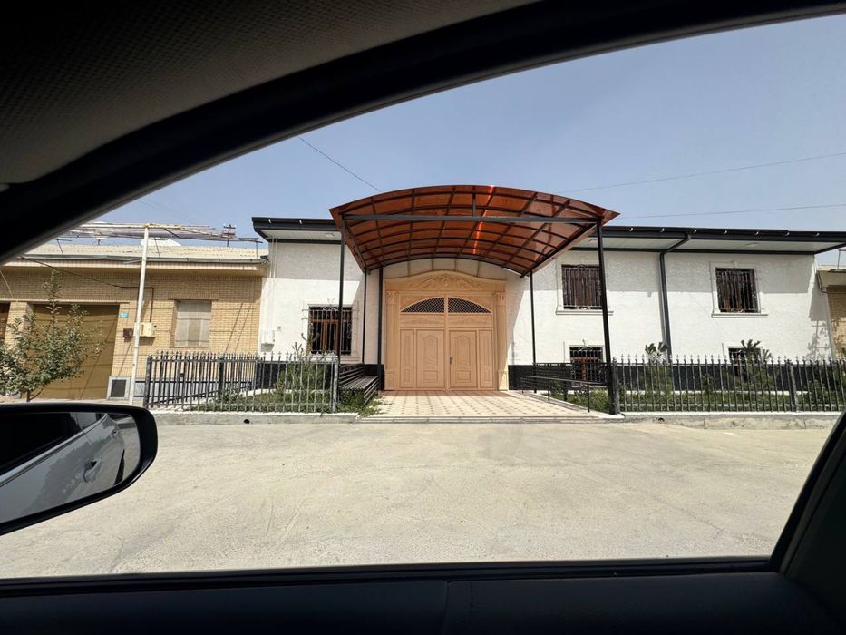 Срочно сотилади 6 сотик таёр ховли