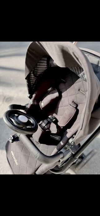 Продавам количка EasyWalker Harvey Premium 3 RoseGold Limited Edition