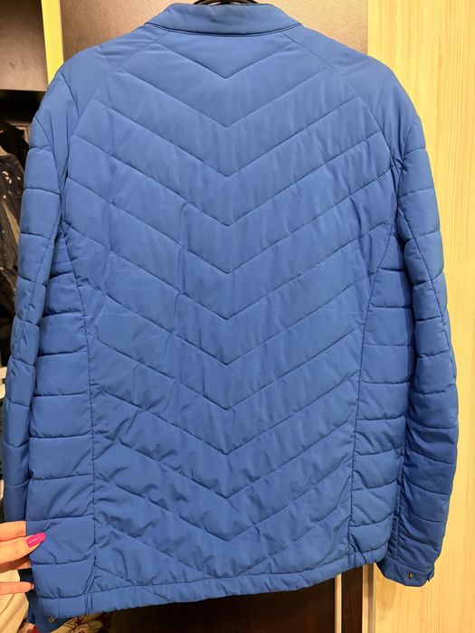 Мъжко яке на Guess