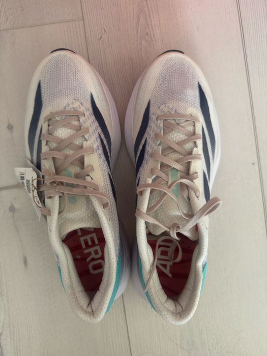 Кроссовки Adidas