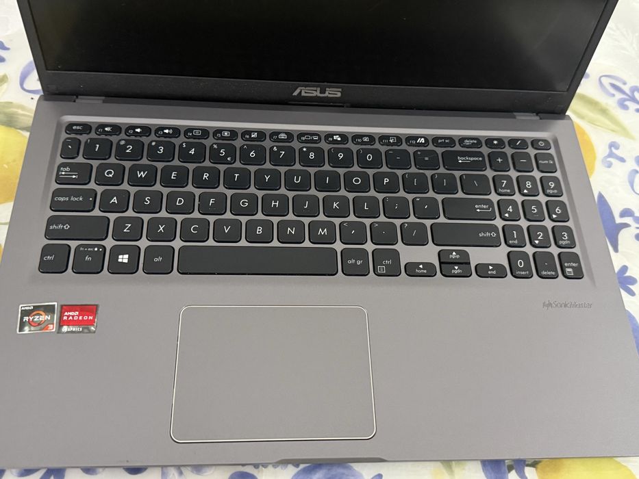 Spre vanzare : laptop asus vivabook X515DA