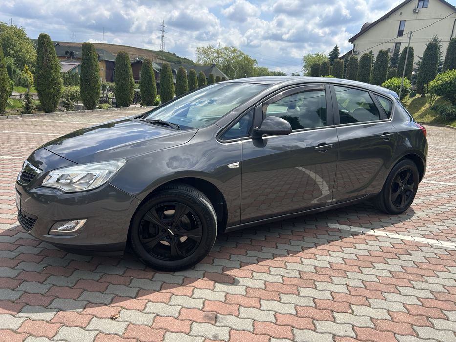 -Opel astra J Facelift-2011-1.4benzina-140cai-euro5-adusa din germania-