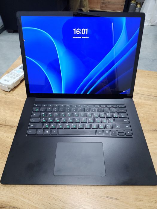 Micrasoft surface laptop 3