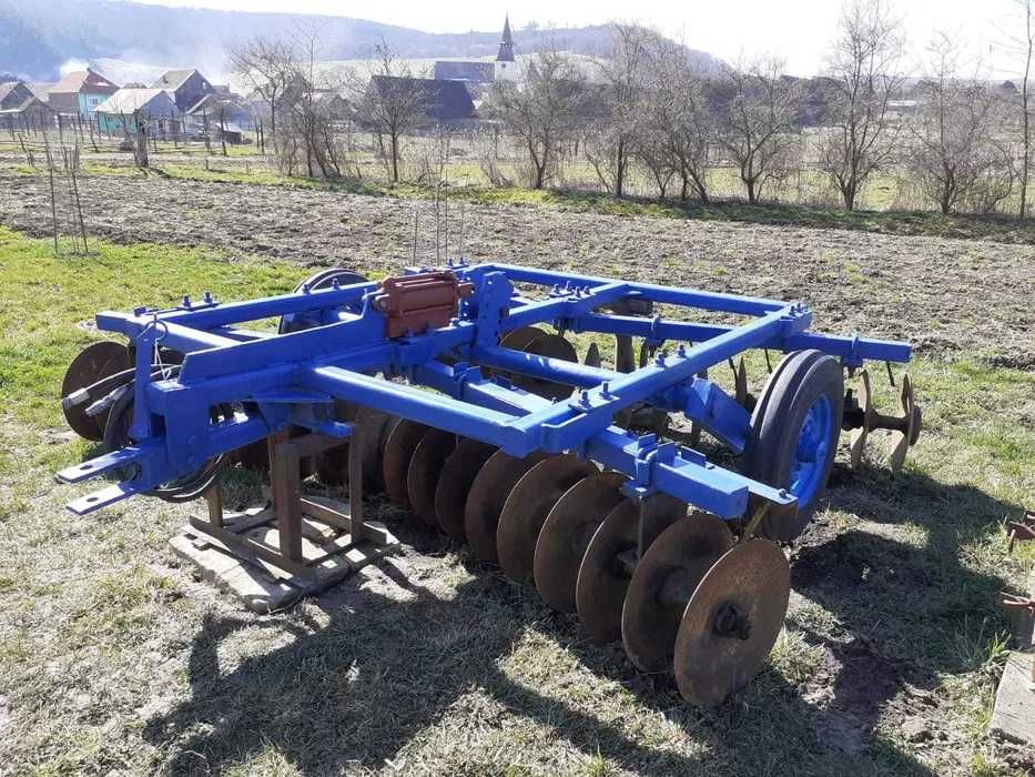 Disc tractor Grapa cu discuri G D 32, Ro 'Ceahlaul'. FOARTE REZISTENT