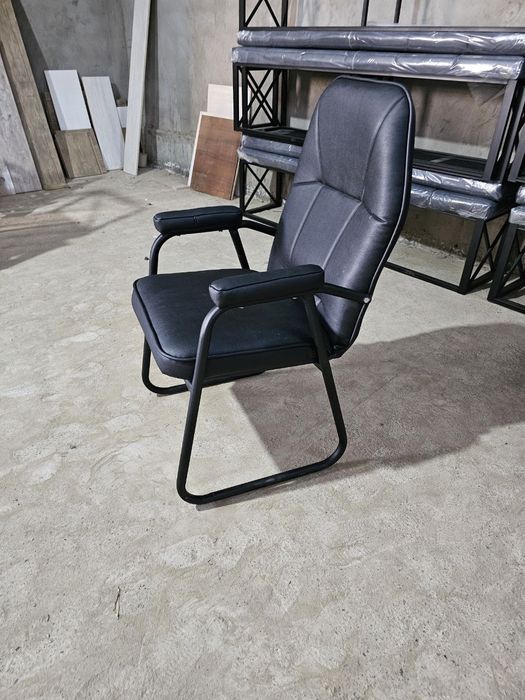 Офисное кресло Виситор С