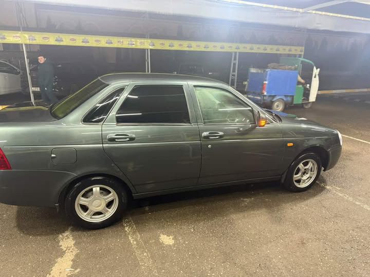 Priora sotiladi 2008