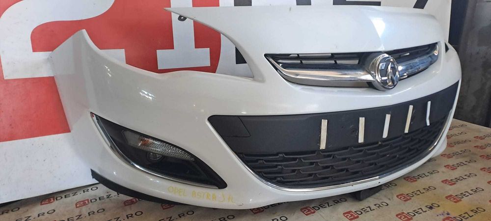Bara fata completa cu proiectoare pentru Opel Astra J Facelift - alba