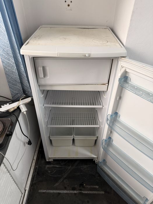 Продам холодильник