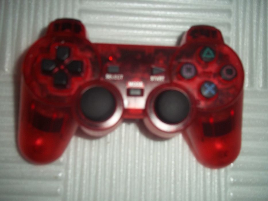 Продаётся новый беспроводной джойстик (геймпад) для Sony PS 2
