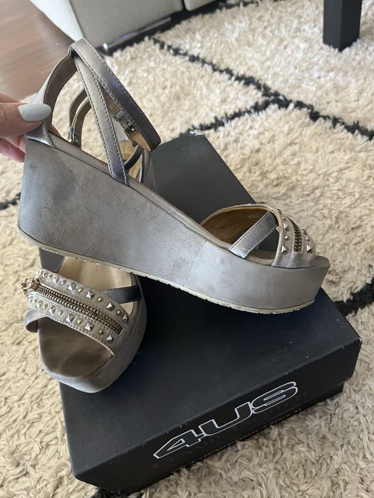 Сандали Cesare Paciotti