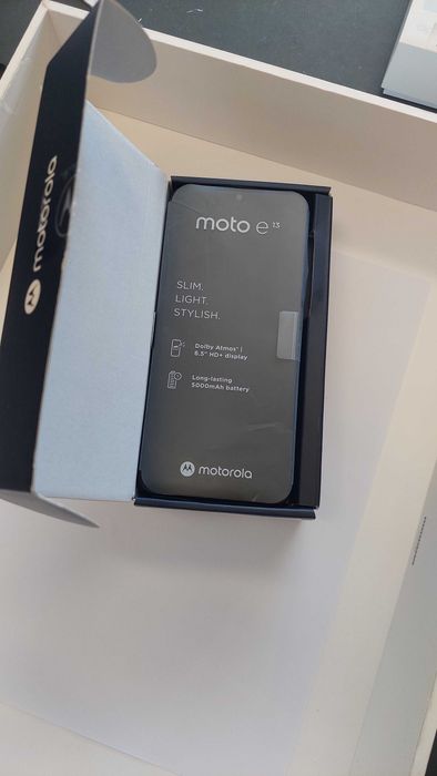 Motorola E13 НОВ