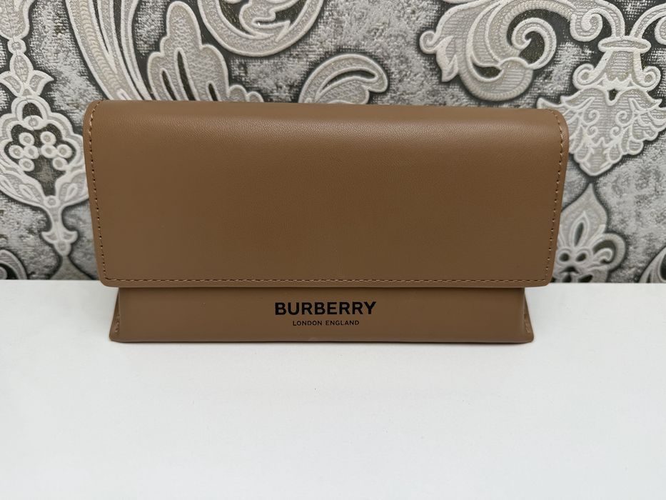 Burberry слънчеви очила