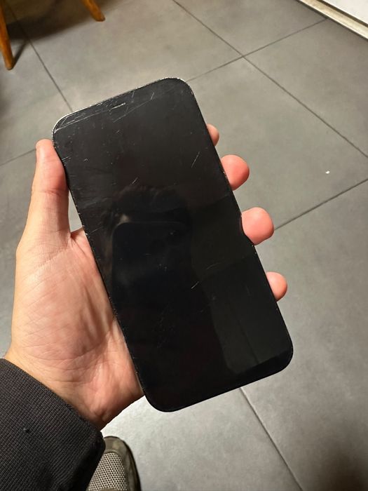 iPhone 12 Pro Max / 128gb / 81% / Schimb