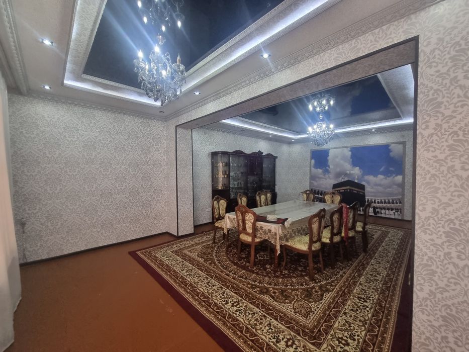 Намунавий уй сотилади