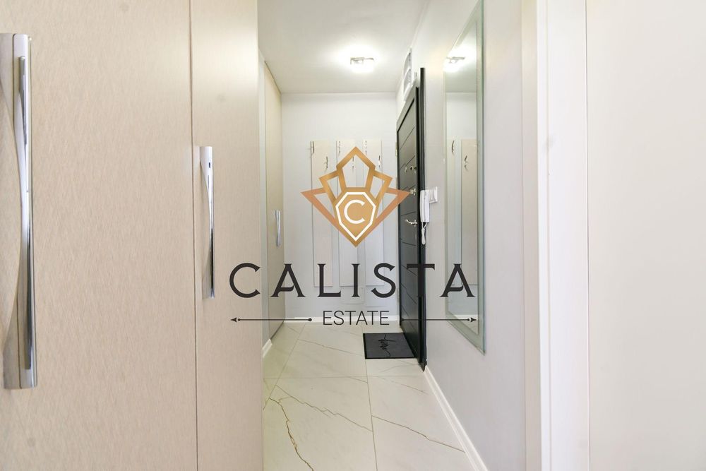 Дава се под наем Двустаен апартамент в София, Център - 55 кв.м за 870 € - Снимка #12