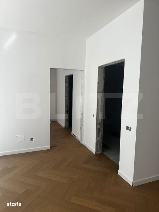 Apartament 4 camere 2 Bai 91 mp Terasa 23 mp FINISAT LUX zona Centrala
