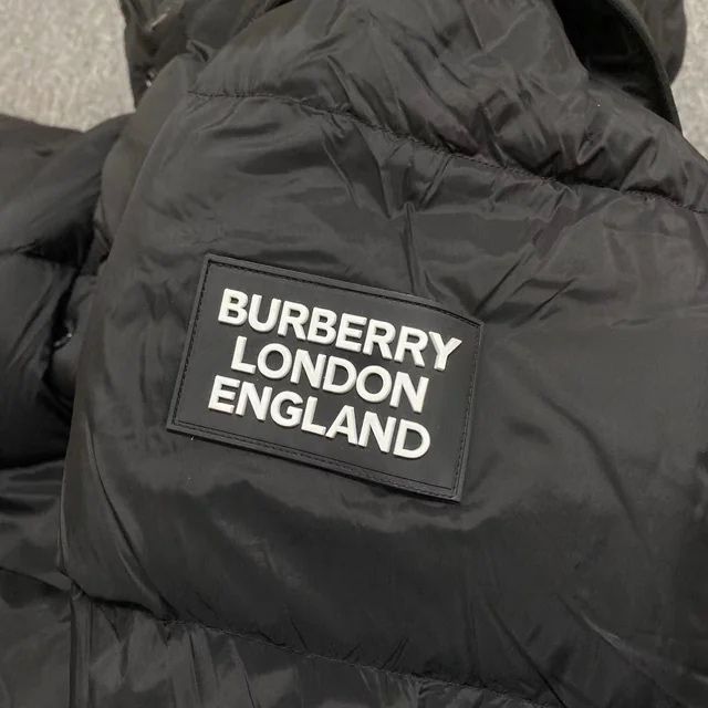 Burberry пуховик