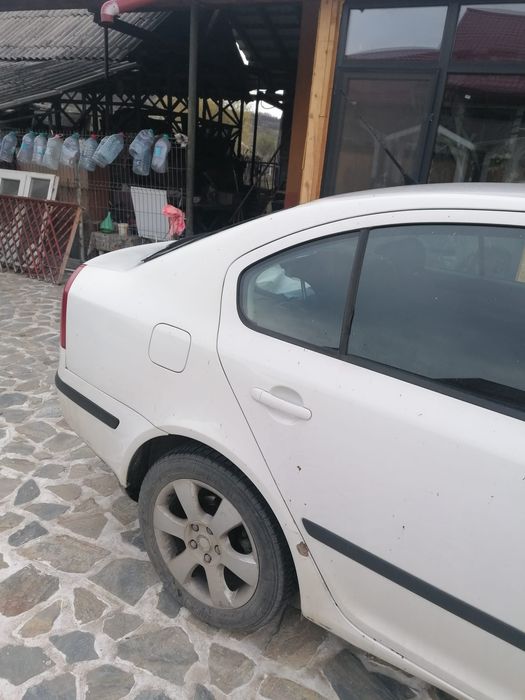 Vând mașină  Skoda Octavia