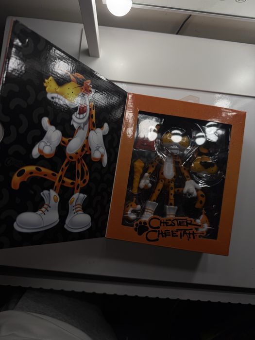 Экшн фигурка читос