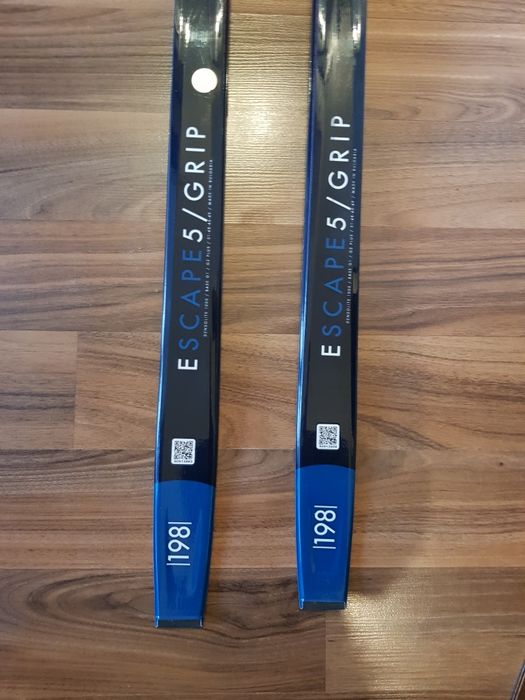 Лыжи Salomon 198см