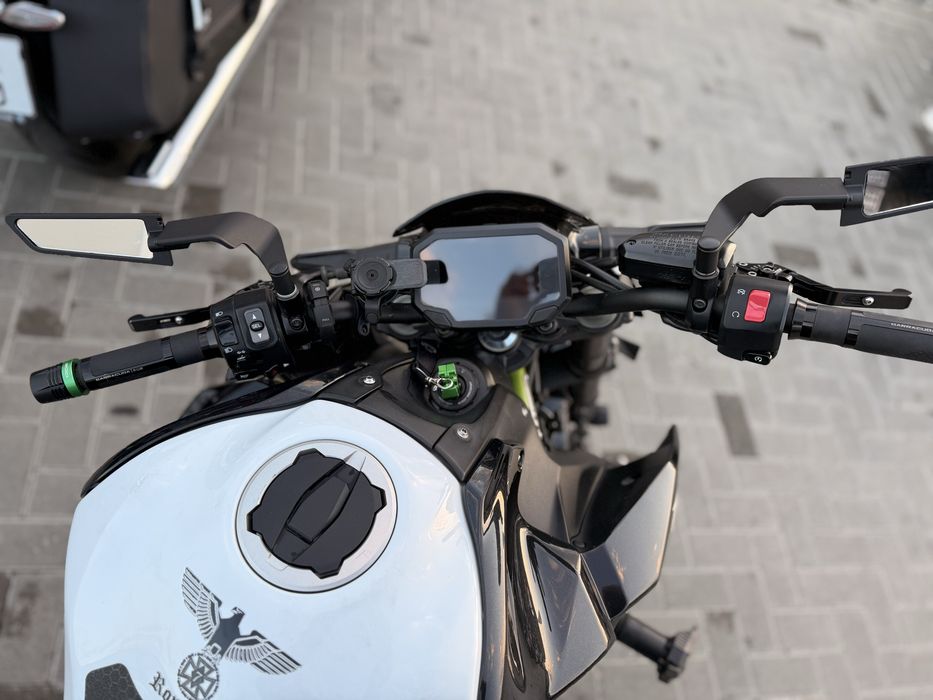 Kawasaki Z900 2021 Bucuresti Sectorul 5 • OLX.ro