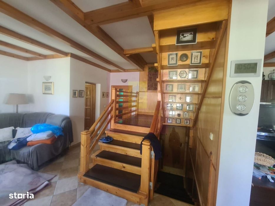 Vila de vanzare in Comarnic
