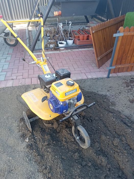 Motosapă folosită de 2 ori