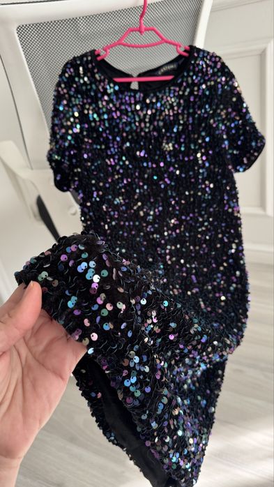 Платье на девочку