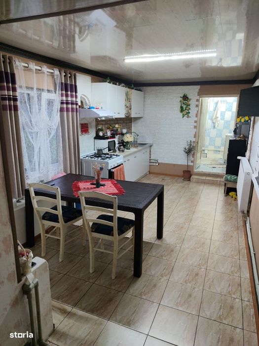 Mosneni Centru casa de vanzare