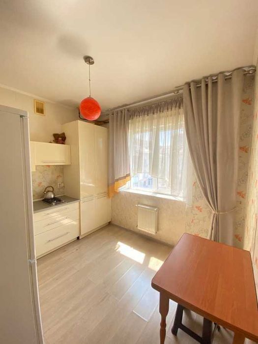 Дава се под наем Двустаен апартамент в София, Зона Б-18 - 55 кв.м за 598.23 € - Снимка #1