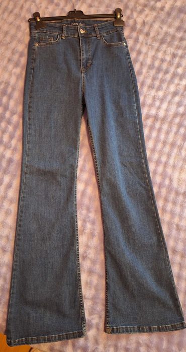 Различни модели дънки