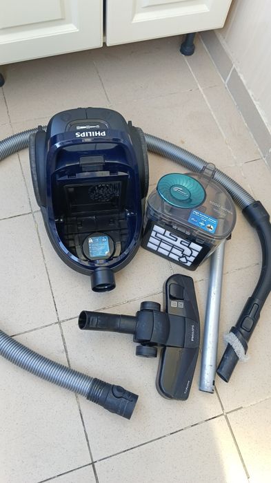 Пылесос Philips 1900w