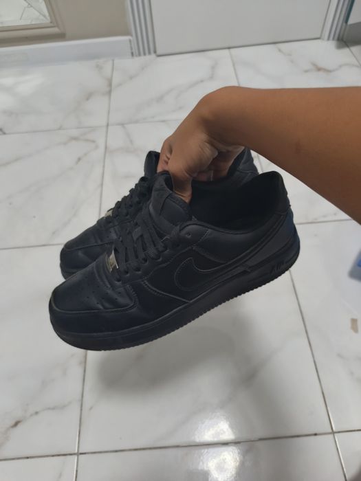 Продам Nike Air Force 1 Black