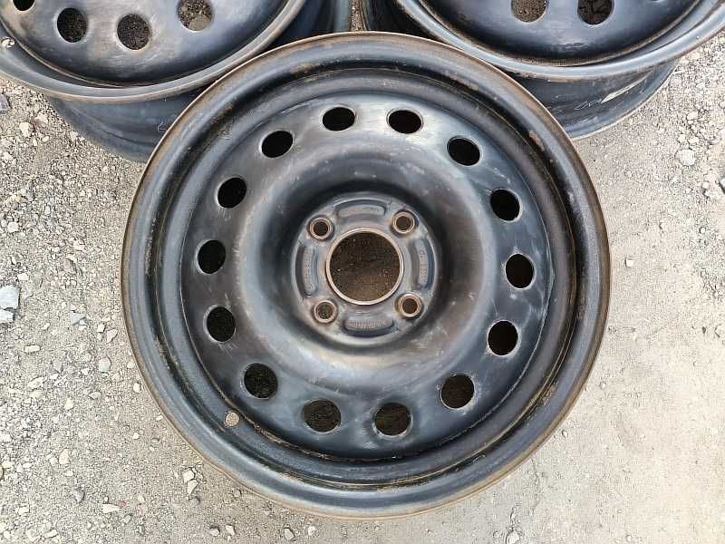 Продам оригинальные металлические диски на Ford