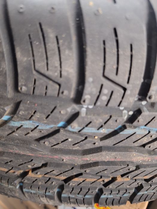 Roata rezerva 215/65/R16 98 M / cric Nissan X-trail T31, T32, J11