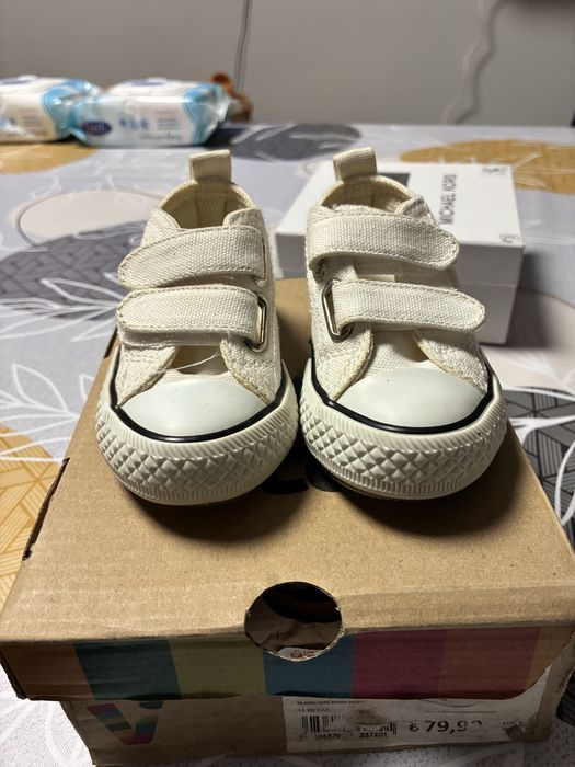 Бебешки/Детски обувки номер 18 и 20
