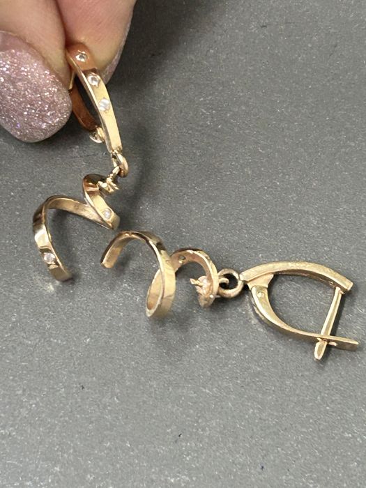 Серьги по 50000 за грамм