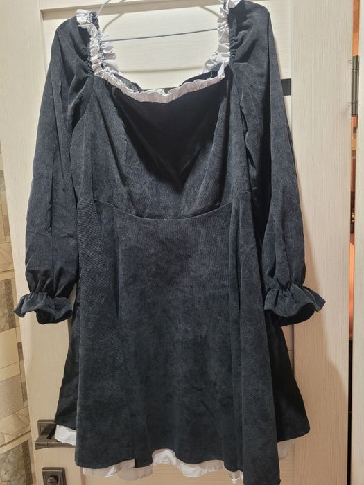 Платье вельвет 52р