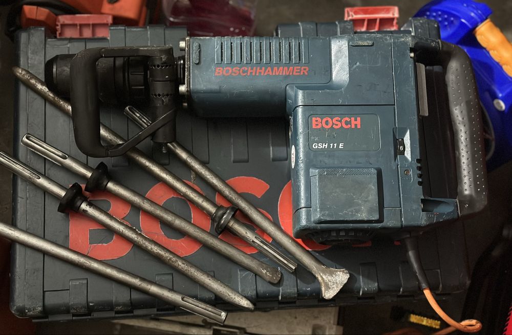 Къртач BOSCH GSH 11 E
