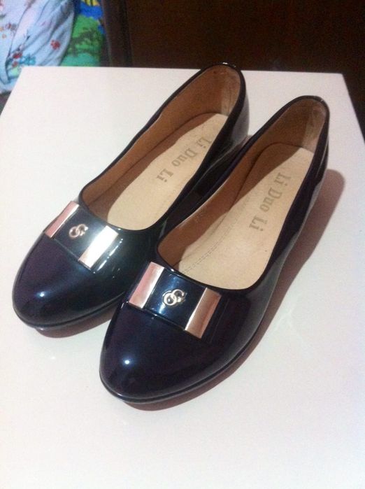 Женская обувь новая