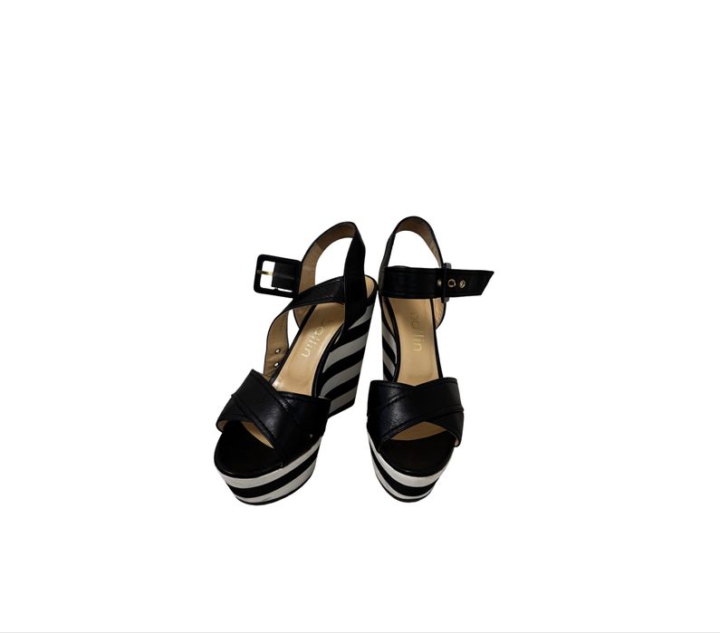 Продам босоножки Ballin