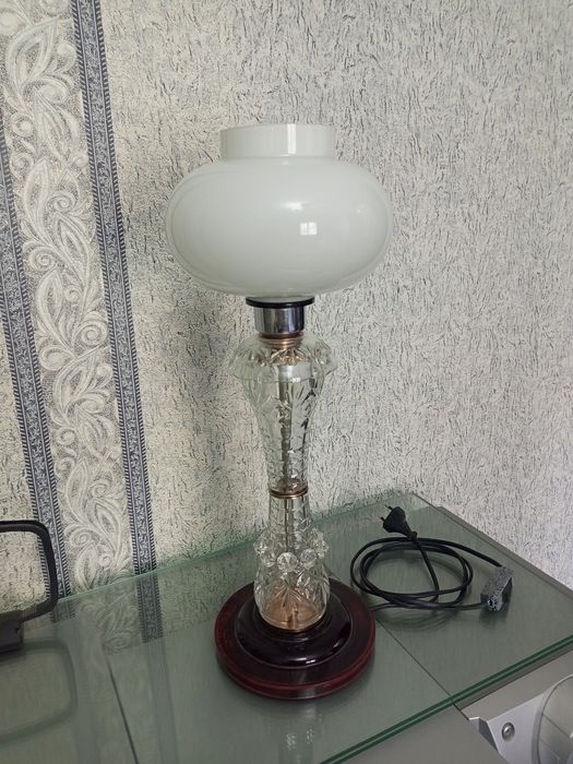 Продам светильник рабочий.